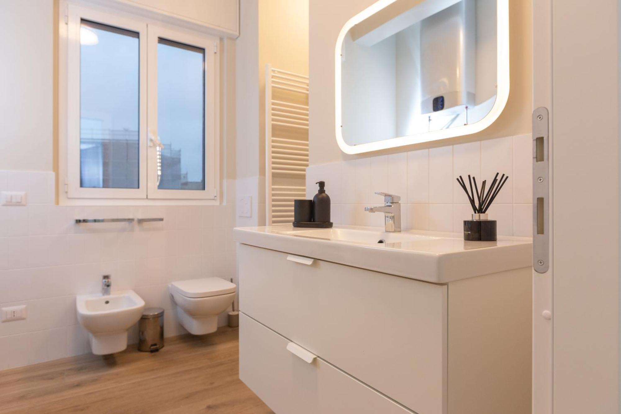 Dreams Exclusive Apartments With Terrace - Free Parking - M1 Station - Near Center Milão Exterior foto